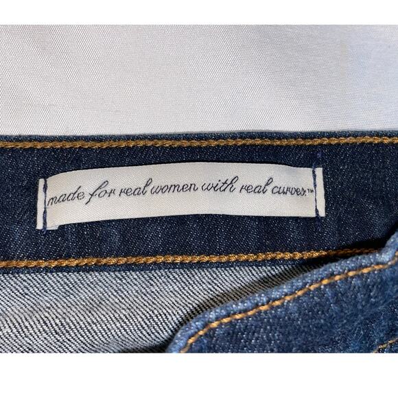 NYDJ Embellished High Waist Boot Cut Jeans - Women's Size 10 - Made in USA - Picture 6 of 11